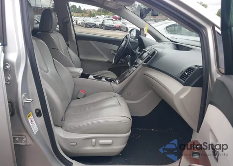 2010 Toyota Venza Base V6 z USA, uszkodzony, nr VIN 4T3BK3BB8AU035580